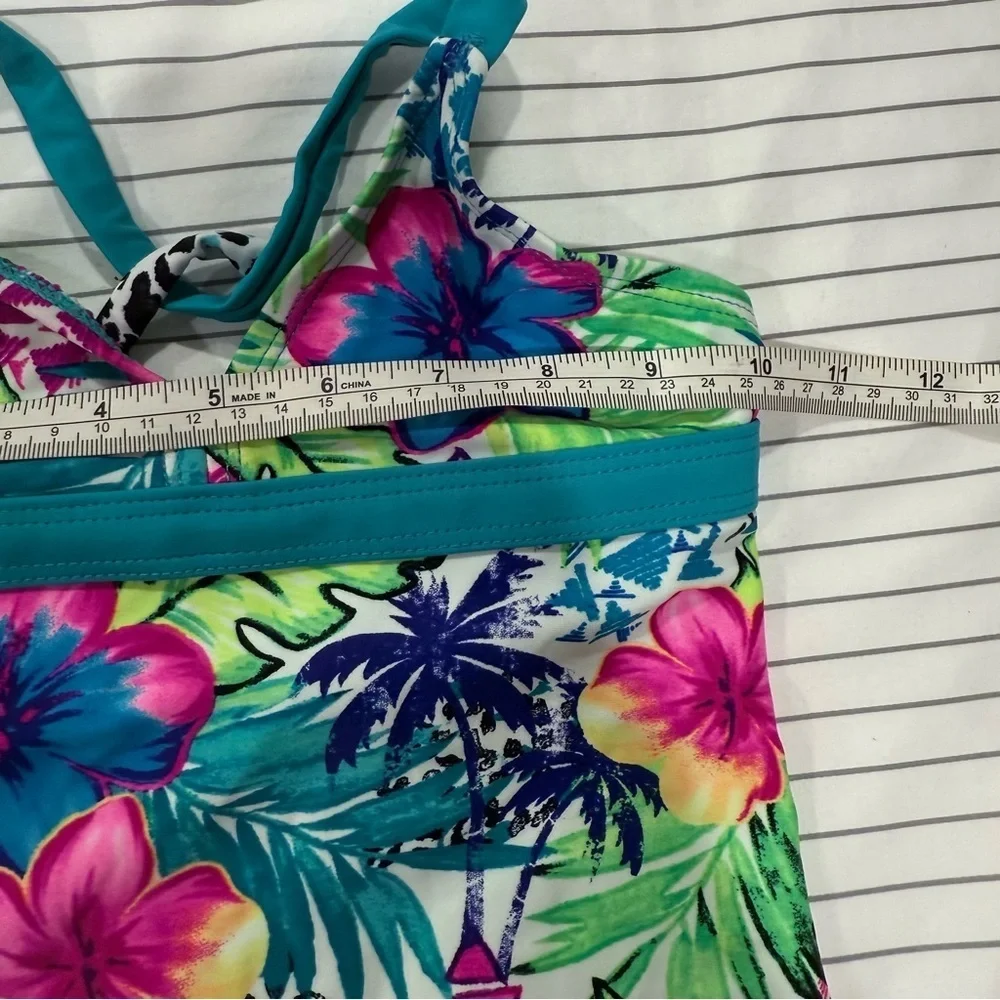 Breaking Waves Girl's 2 Piece Hawaiian Animal Print Swim Suit size 6